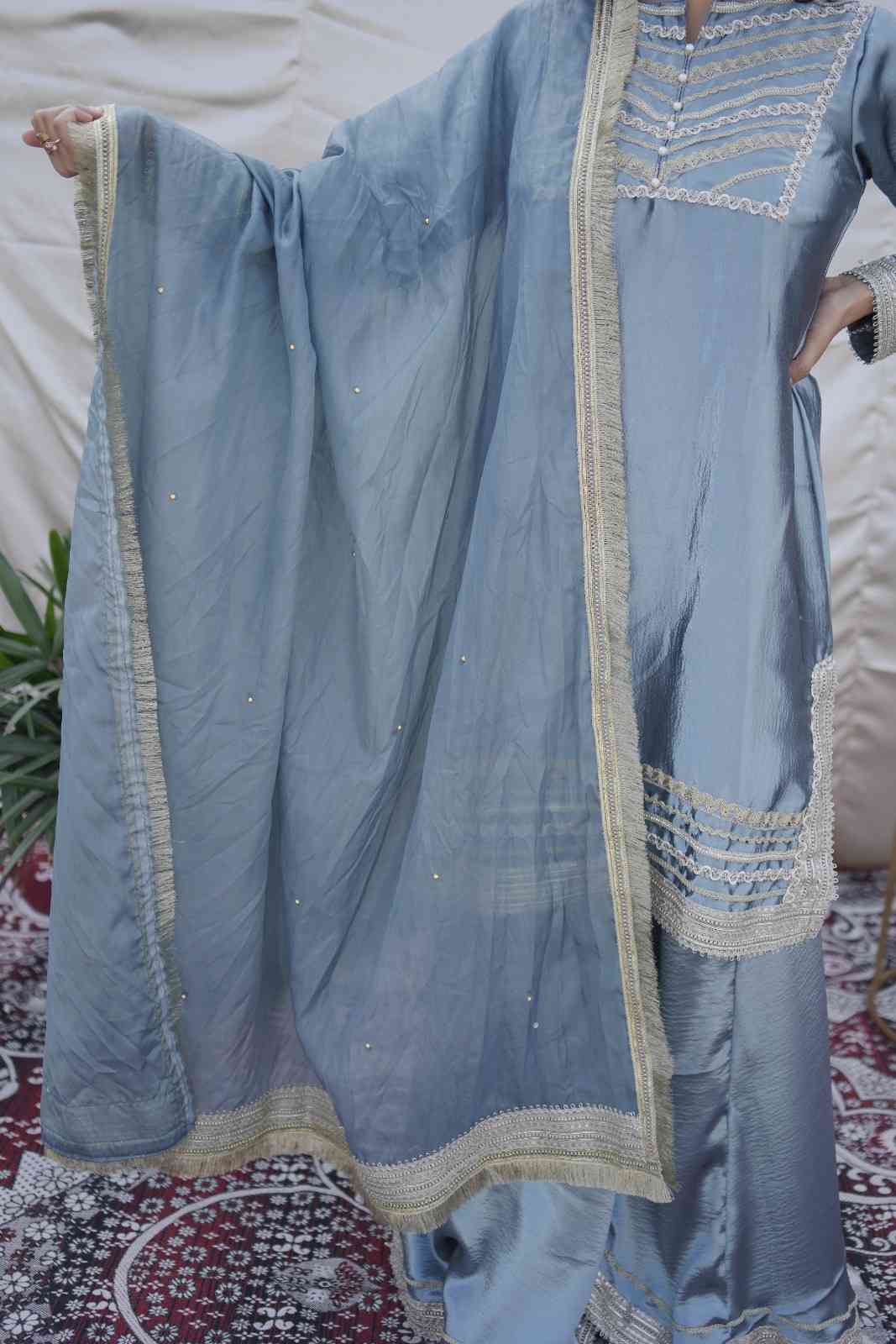 Micro Velvet Suit Set With Organza Dupatta